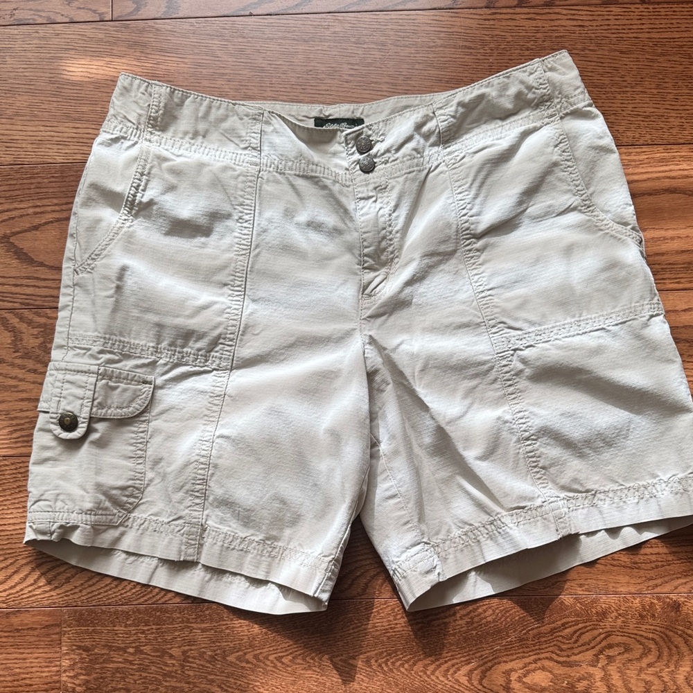 Eddie Bauer Light Tan Cargo Shorts